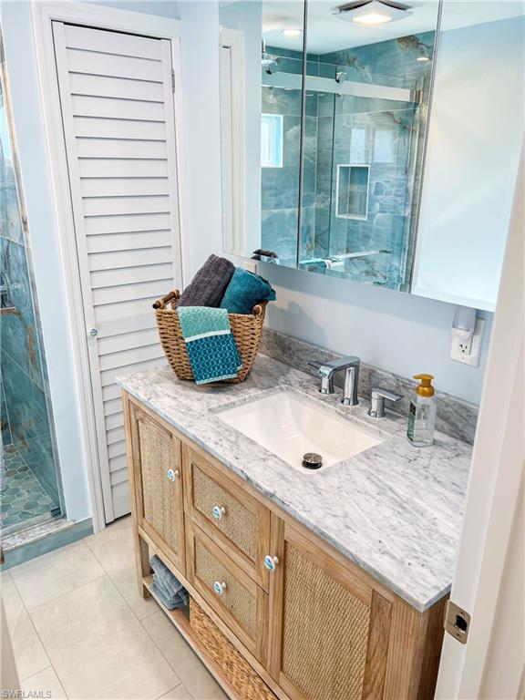 BAYSIDE ESTATES - Residential