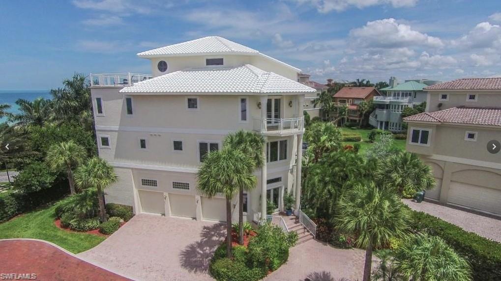 BAREFOOT BEACH - Residential