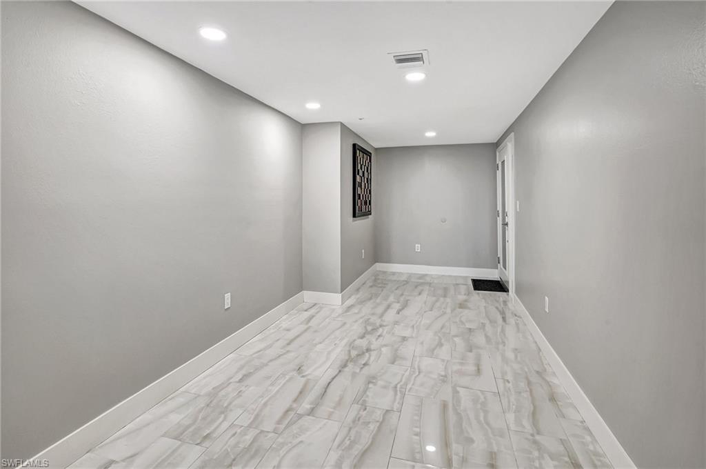 1900 Virginia AVE 103