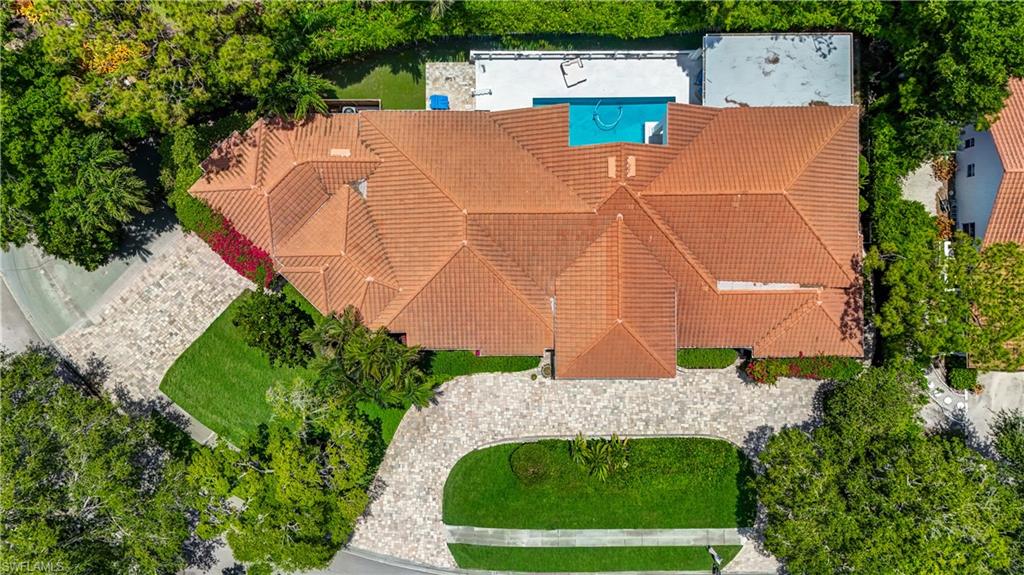 MONTEREY - Residential