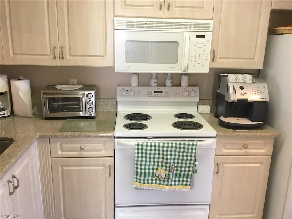 HUNTINGTON LAKES II - Residential