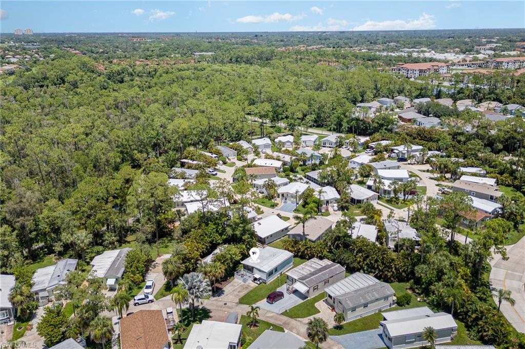 CORKSCREW WOODLANDS - Residential