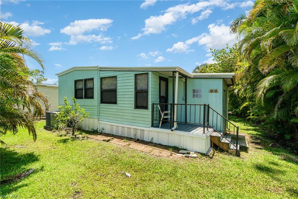 CORKSCREW WOODLANDS - Residential