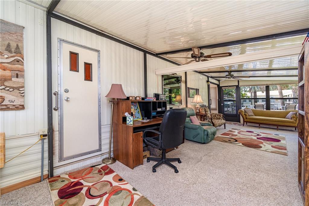 CORKSCREW WOODLANDS - Residential