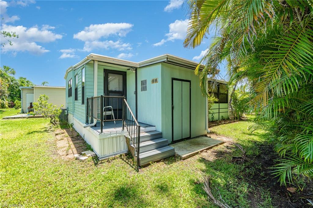 CORKSCREW WOODLANDS - Residential