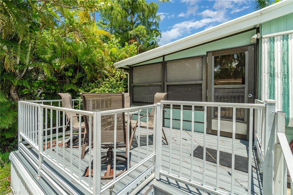 CORKSCREW WOODLANDS - Residential