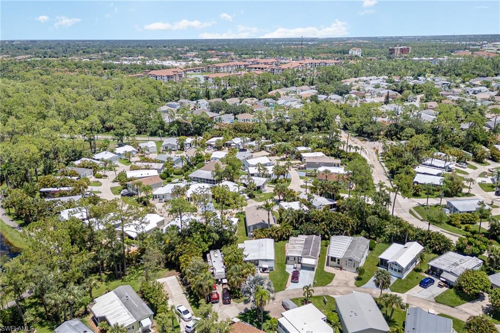 CORKSCREW WOODLANDS - Residential