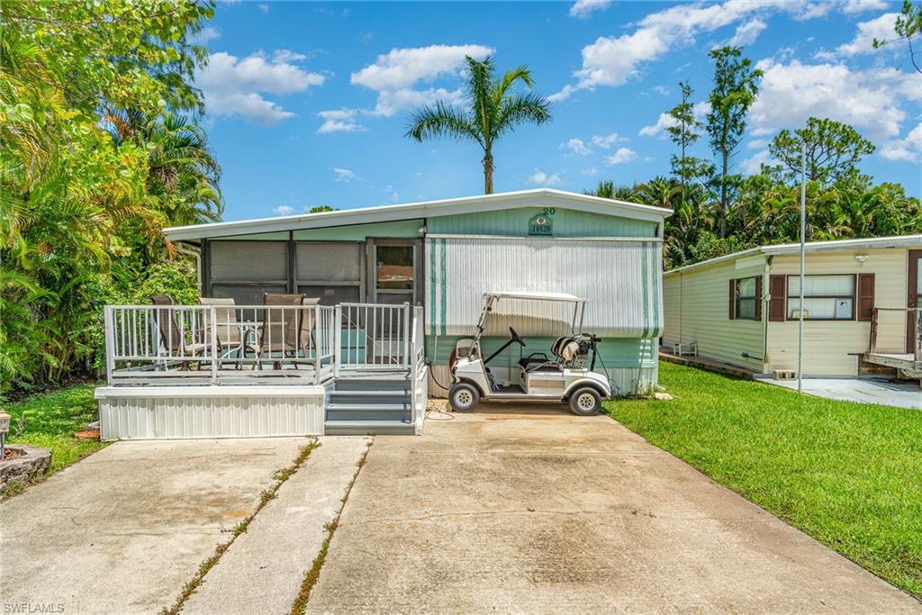 CORKSCREW WOODLANDS - Residential