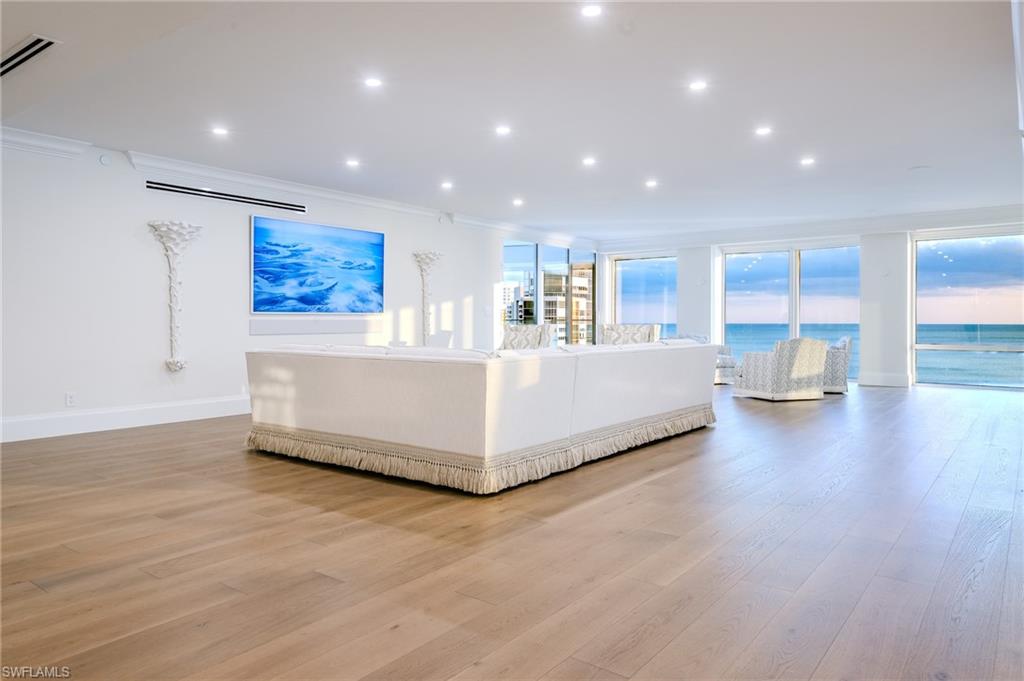 ENCLAVE AT PARK SHORE - Residential