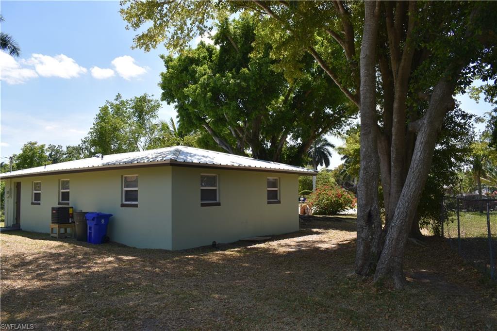 FORT MYERS - Residential