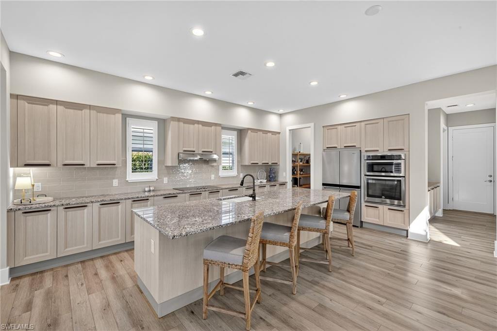 SPARROW CAY - Residential