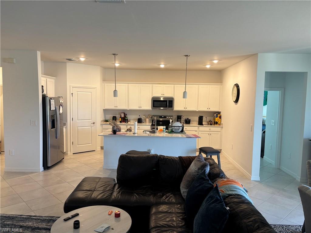 BRIGHTWATER LAGOON - Residential Lease