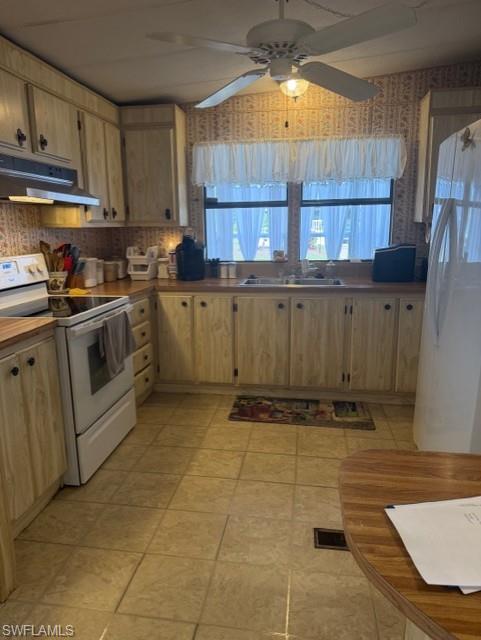 WEST WIND ESTATES - Residential