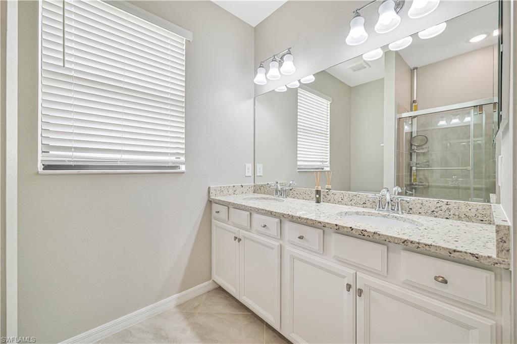 PORTICO - Residential