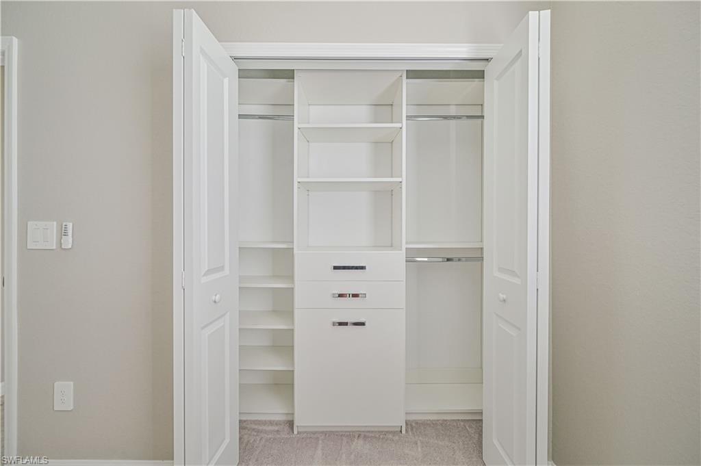 PORTICO - Residential