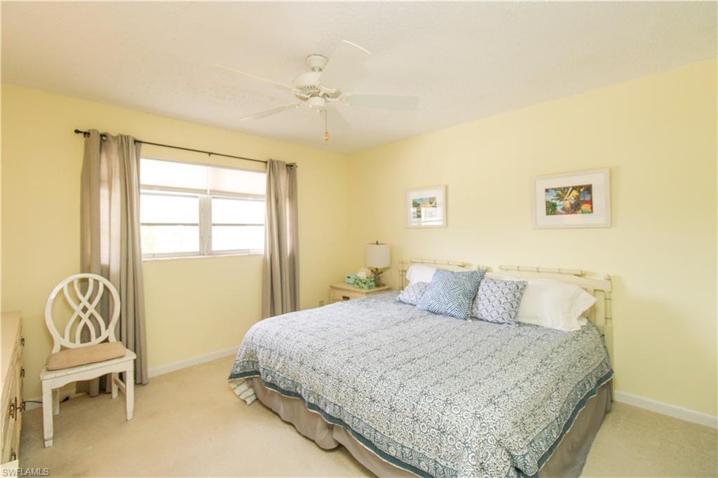 COUNTRY CLUB GARDENS - Residential Lease