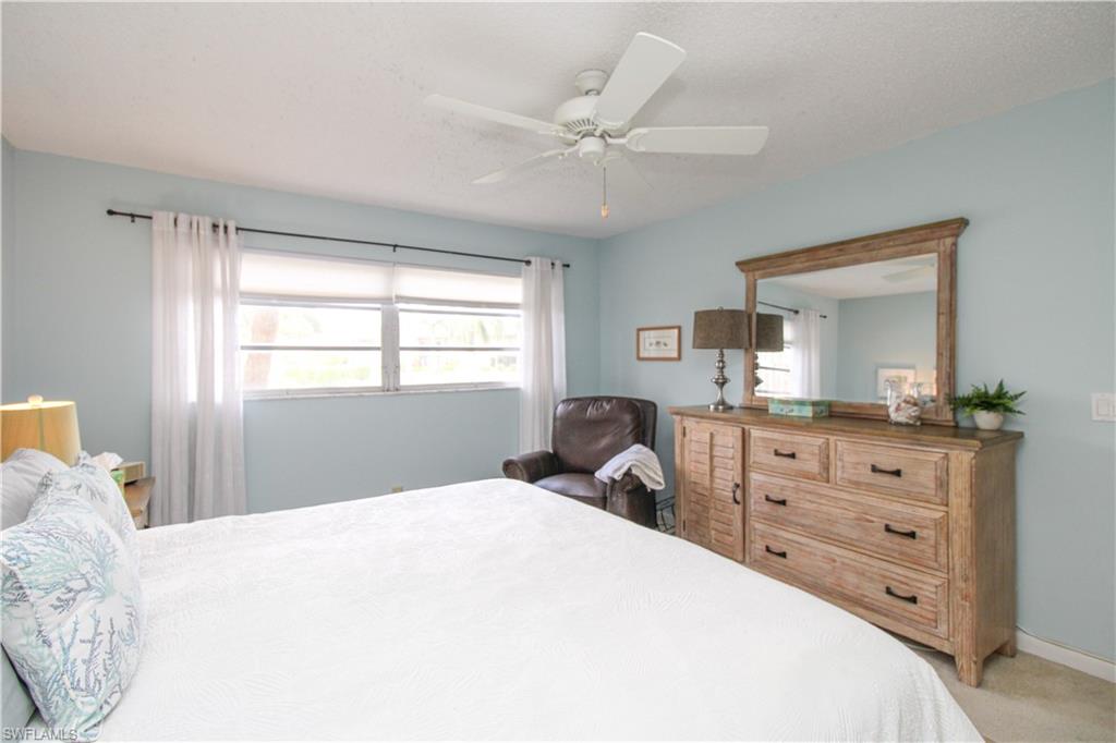 COUNTRY CLUB GARDENS - Residential Lease