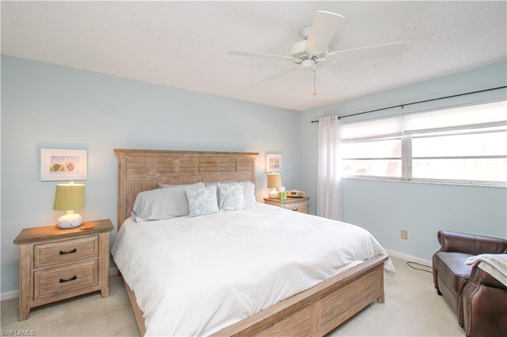 COUNTRY CLUB GARDENS - Residential Lease