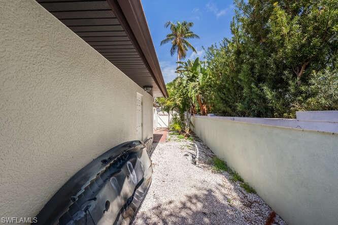 OLDE NAPLES - Residential