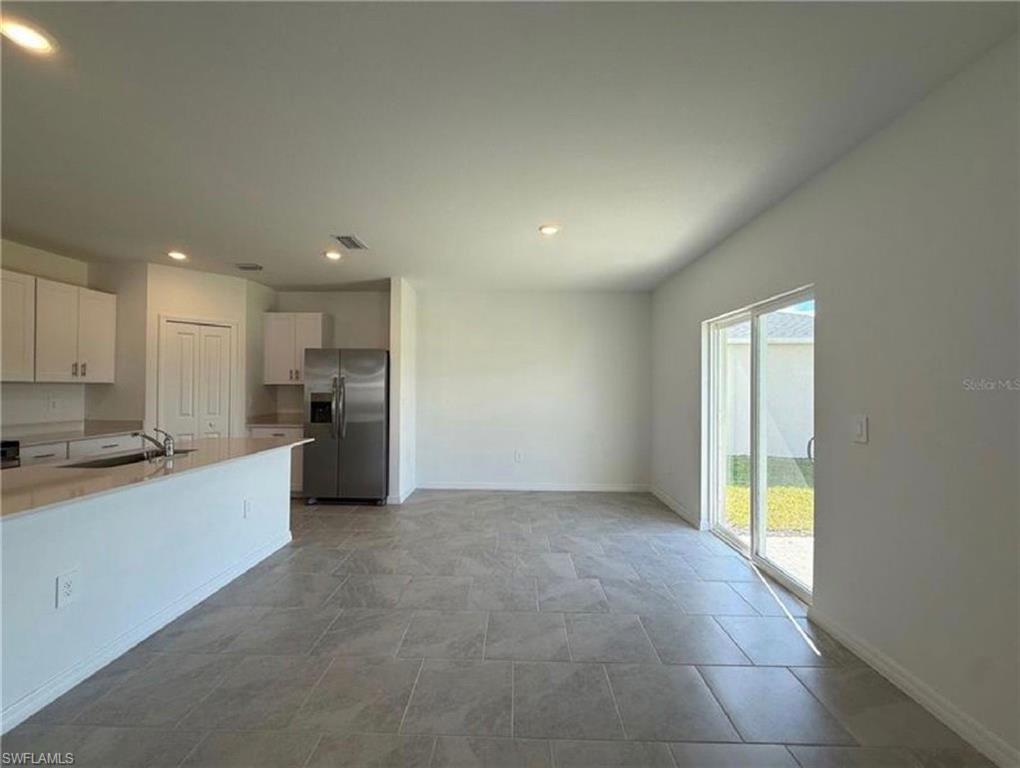 NOT APPLICABLE - Residential Lease