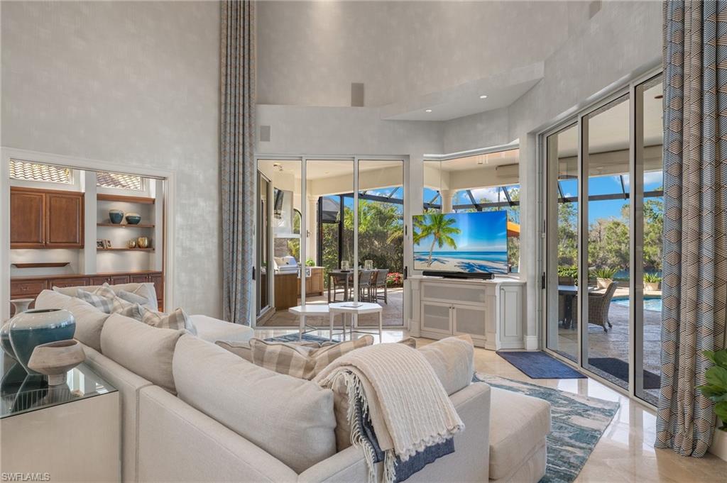 ROOKERY LAKE - Residential