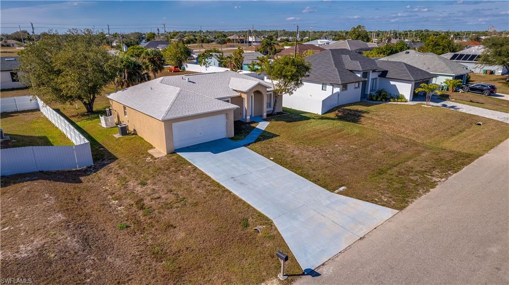 CAPE CORAL - Residential