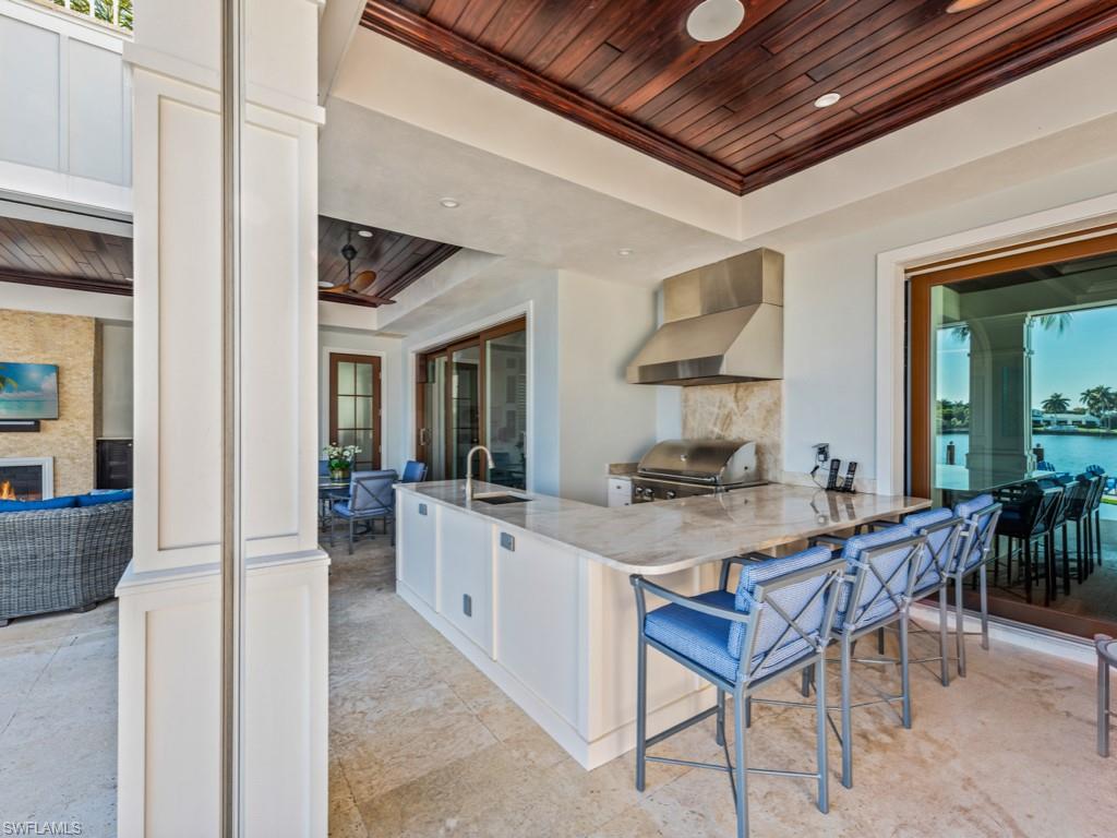 AQUALANE SHORES - Residential