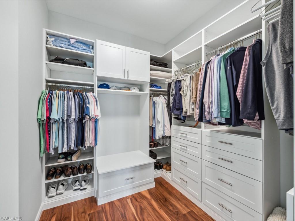 AQUALANE SHORES - Residential