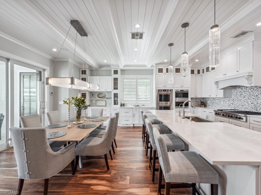 AQUALANE SHORES - Residential