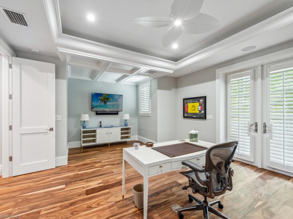 AQUALANE SHORES - Residential