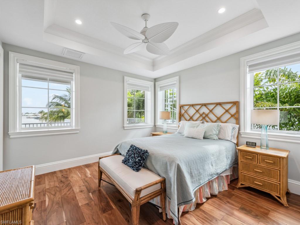 AQUALANE SHORES - Residential