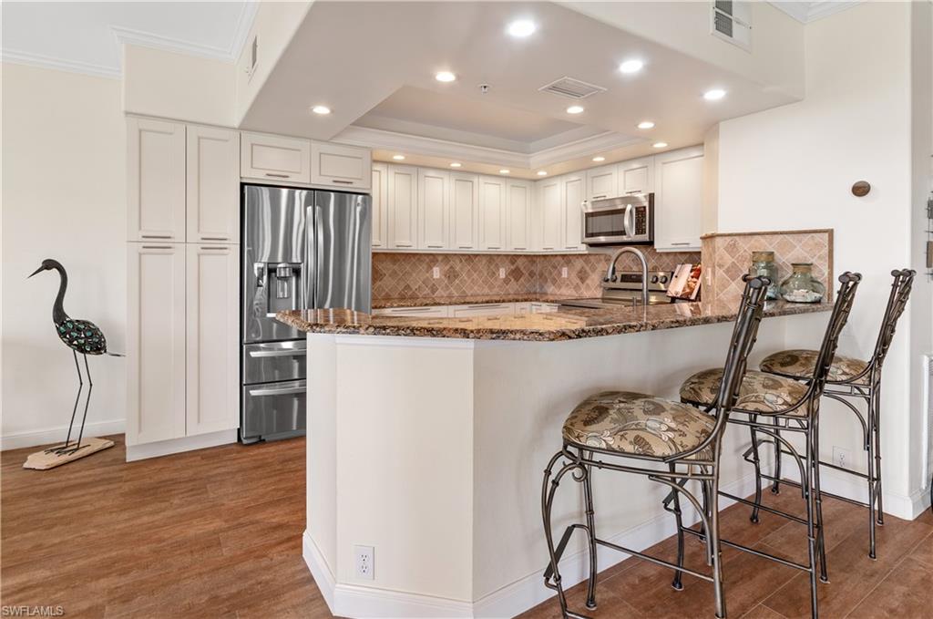 WEDGEWOOD FOUNTAIN - Residential