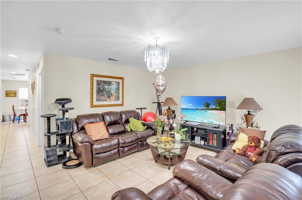 GOLDEN GATE CITY - Residential