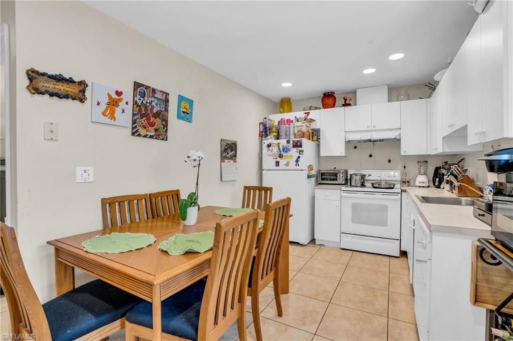 GOLDEN GATE CITY - Residential