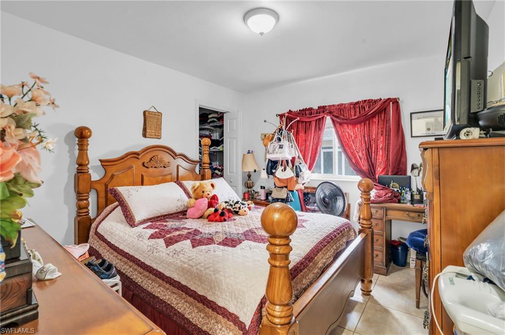 GOLDEN GATE CITY - Residential