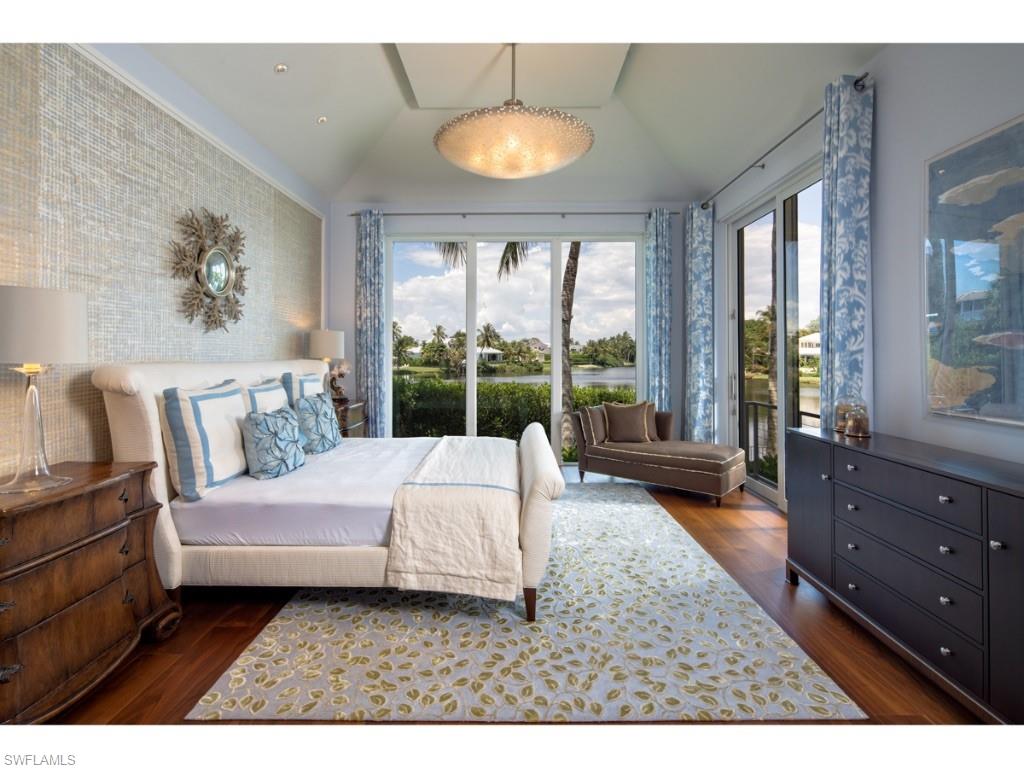 OLDE NAPLES - Residential