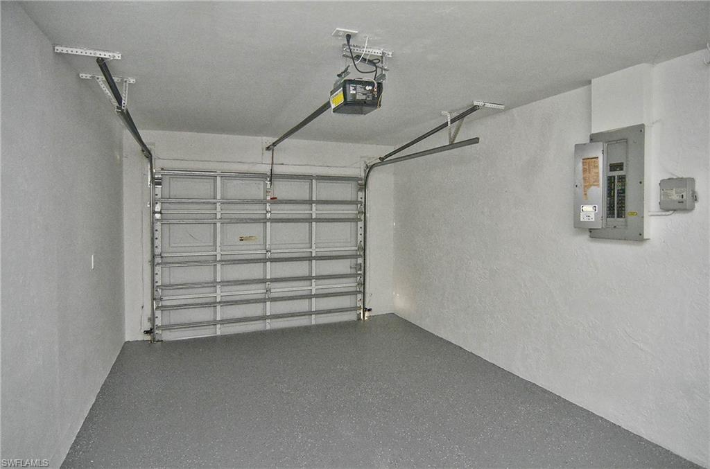 GOLDEN GATE CITY - Residential