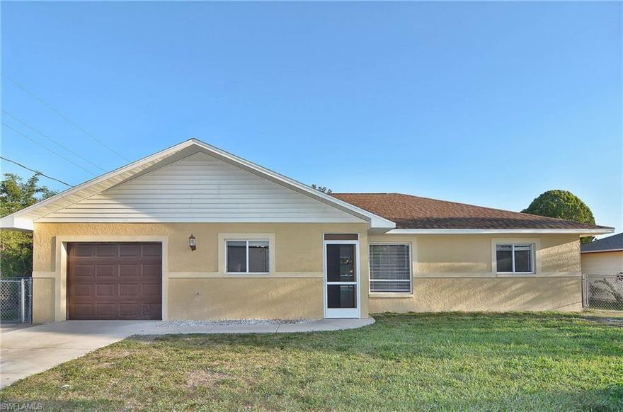 Beautiful pool home in perfect condition that sits on a hammerhead canal front lot with water on 2 sides!!!  This lot is very unique and gives the property total privacy.  You will not notice any neighbors!!  Interior of house has plenty of upgrades and shows very well.  Newer kitchen, granite counter tops, all new paint, new carpet, new fixtures everywhere. Pool is solar heated.  House is very clean and a must see!!