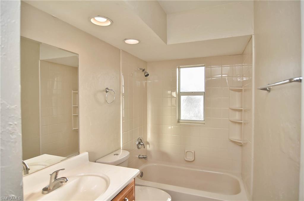 GOLDEN GATE CITY - Residential