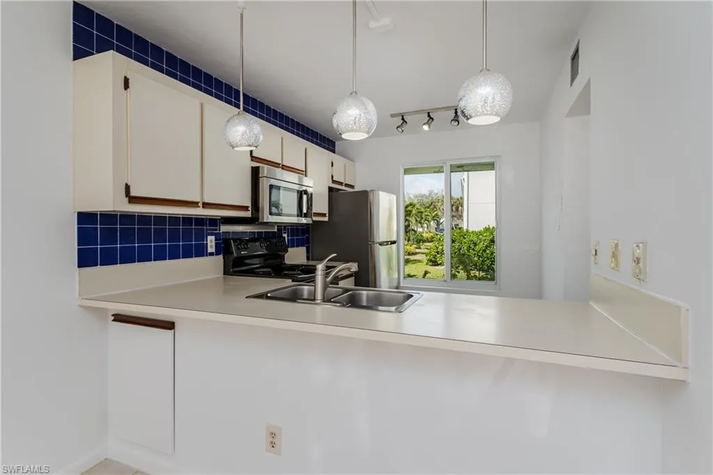 Marco Island, Florida 34145, United States, 2 Bedrooms Bedrooms, ,2 BathroomsBathrooms,Residential,Active,4649