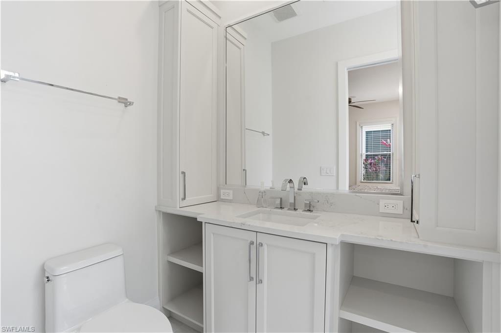 BAY COLONY SHORES - Residential