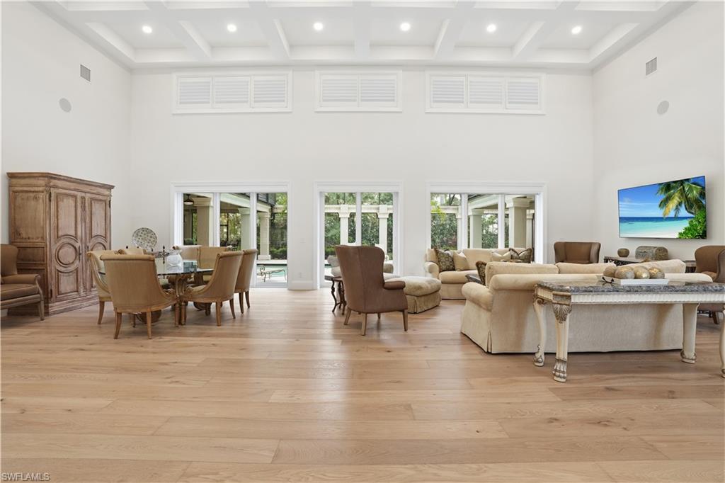 BAY COLONY SHORES - Residential