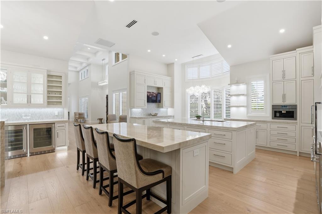 BAY COLONY SHORES - Residential