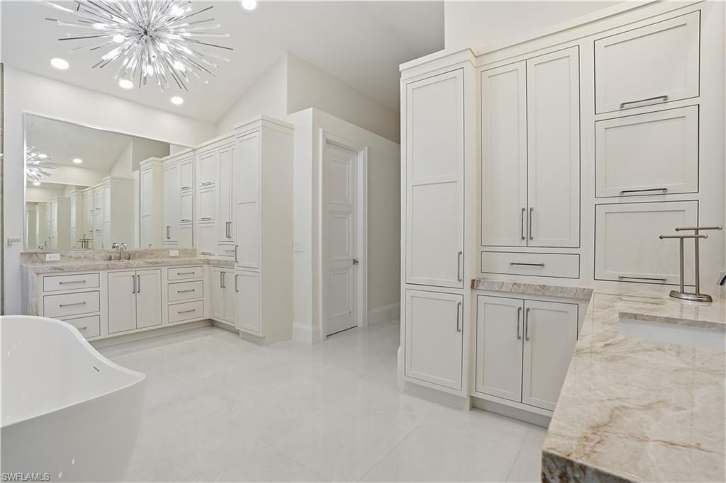 BAY COLONY SHORES - Residential