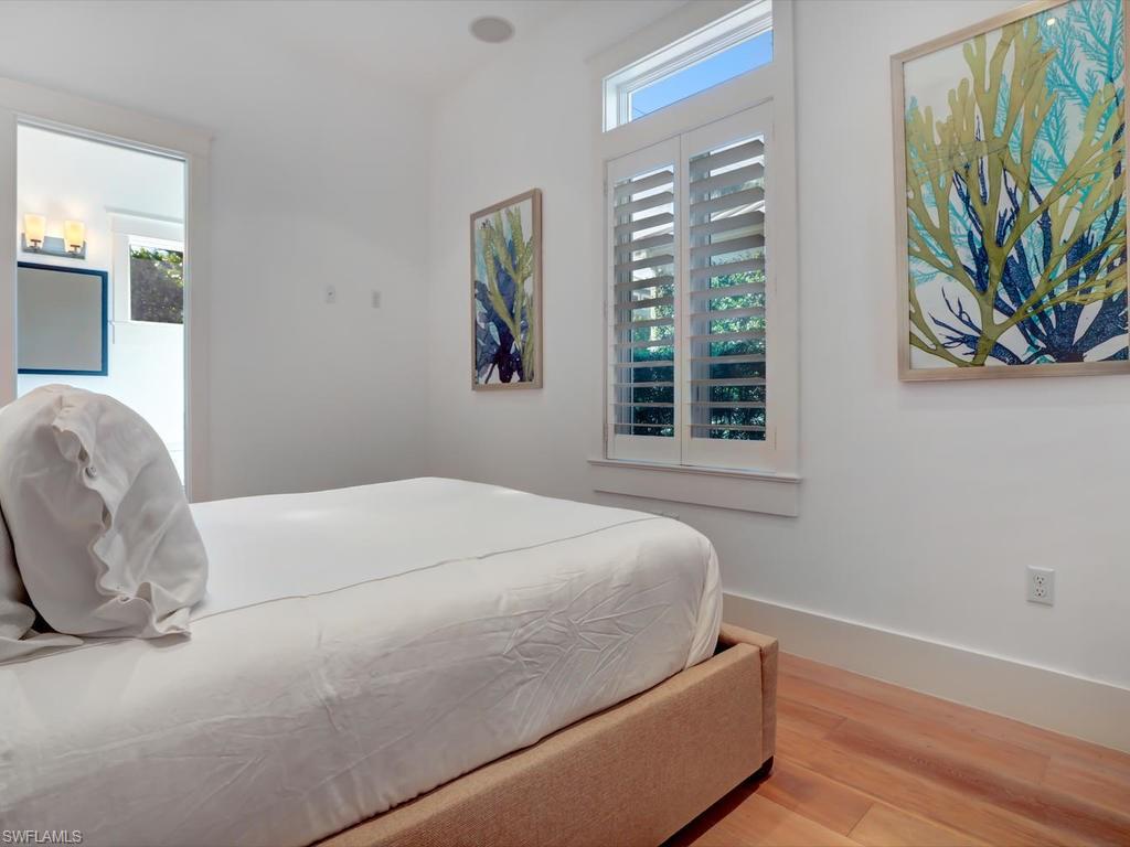 OLDE NAPLES - Residential