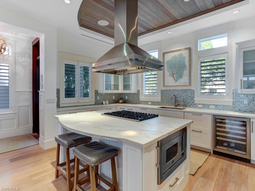 OLDE NAPLES - Residential