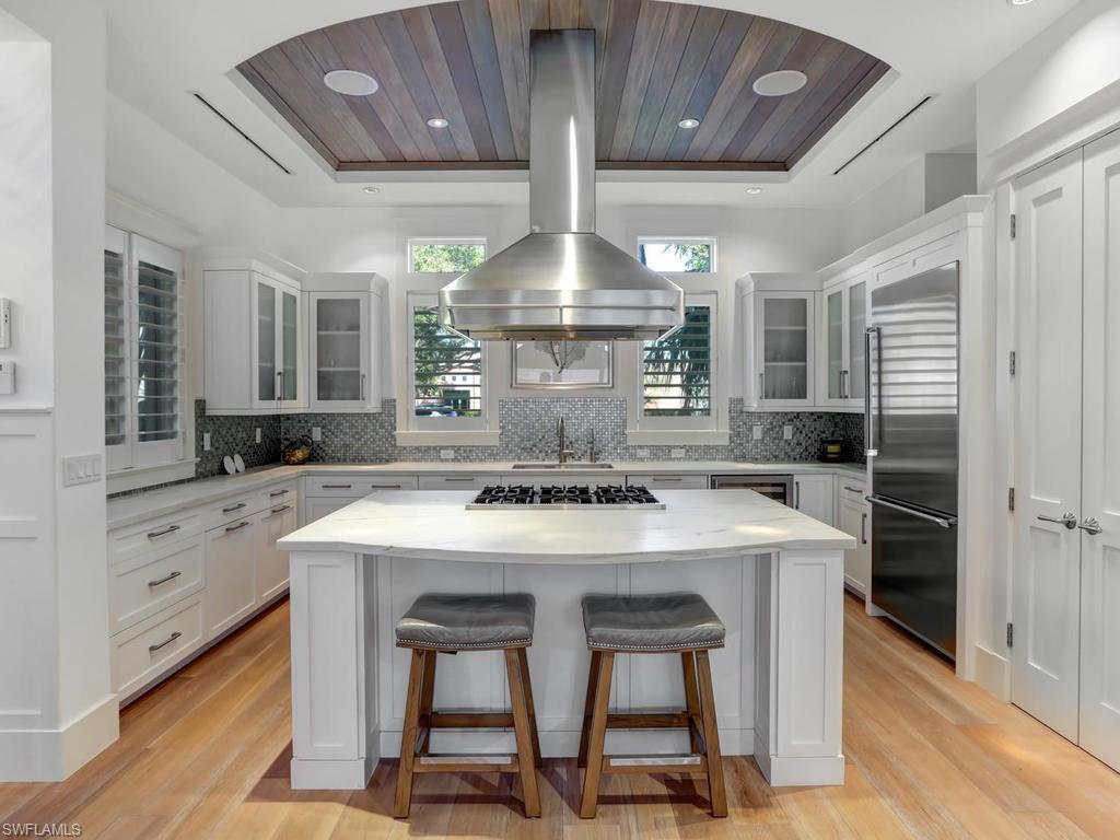 OLDE NAPLES - Residential