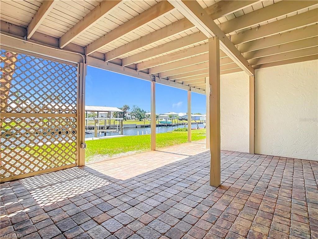 PIRATE HARBOR - Residential