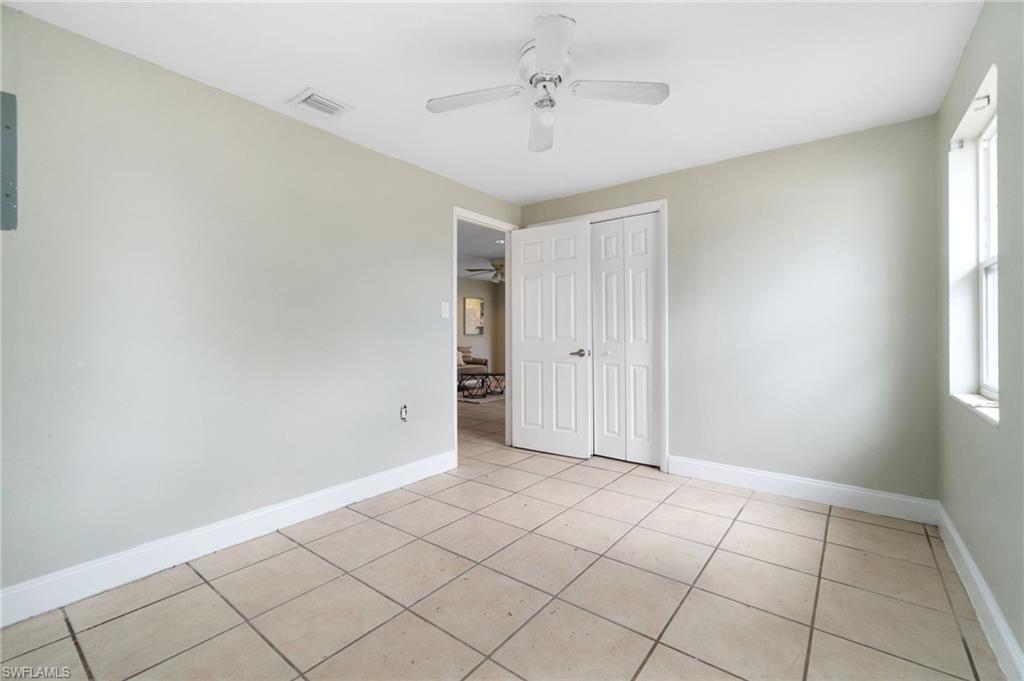 NAPLES PARK - Residential