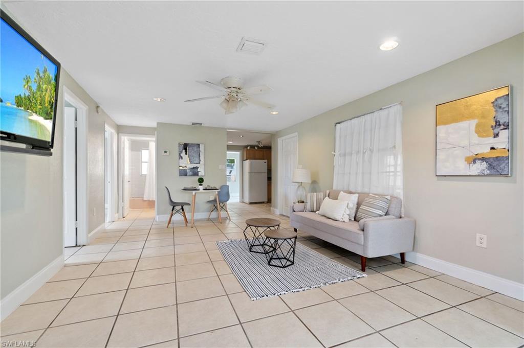 NAPLES PARK - Residential